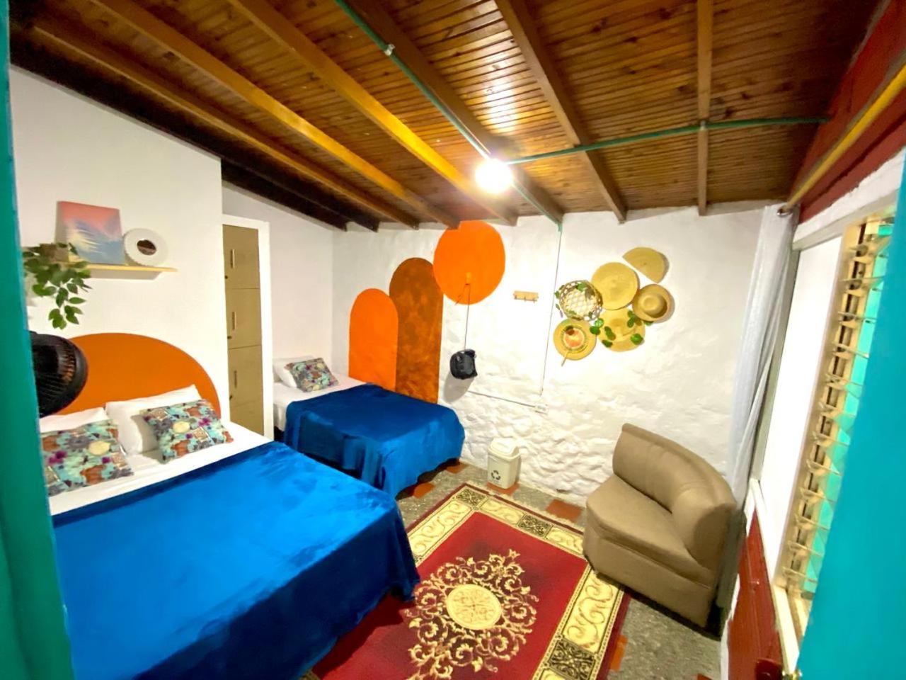 Spring Albergue Medellín